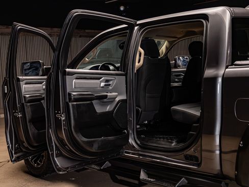 Used 2020 RAM 1500 Big Horn image 25
