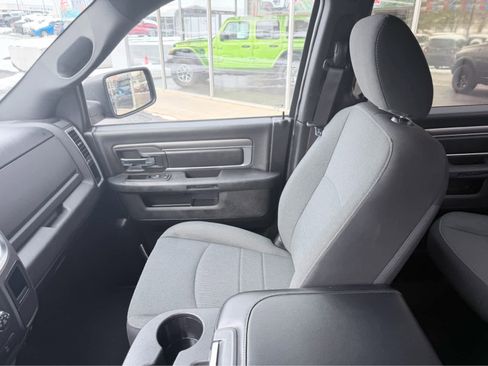 Used 2024 RAM 1500 Classic Warlock image 30