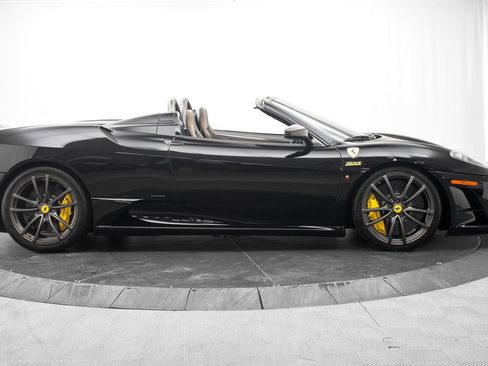 Used 2009 Ferrari F430 Scuderia RWD image 2