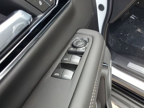 New 2026 GMC Yukon XL Elevation RWD image 18
