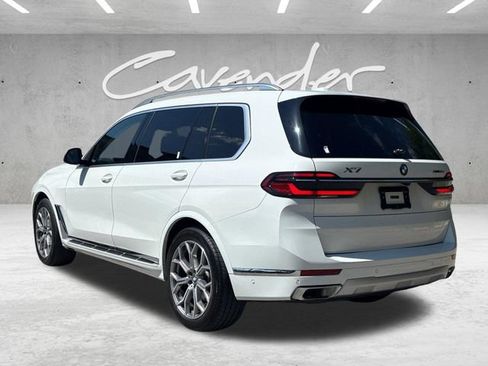 Used 2024 BMW X7 xDrive40i AWD/4WD image 17