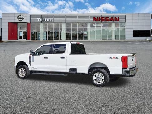 Used 2025 Ford F350 XLT AWD/4WD image 7
