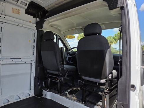 Used 2023 RAM ProMaster 3500 w/ Driver Convenience Group image 31