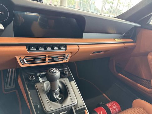 Used 2024 Porsche 911 GT3 RS image 18