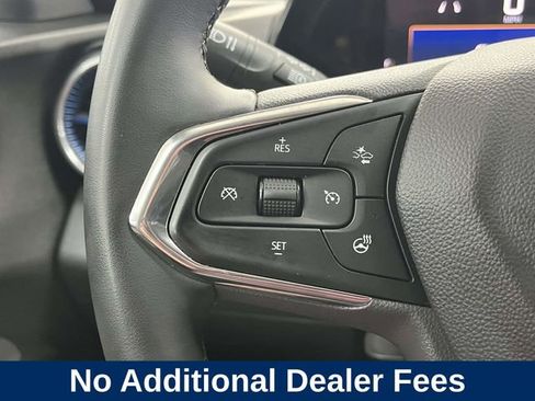 Used 2024 Chevrolet Trax LT w/ Driver Confidence Package FWD image 27