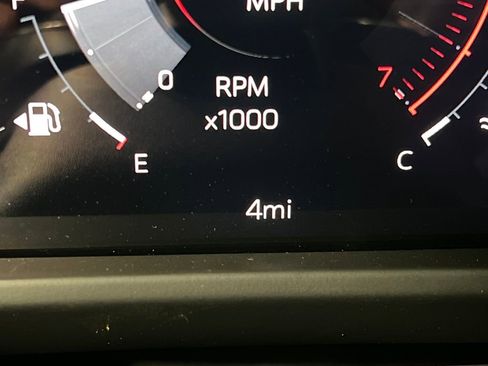 New 2026 GMC Acadia Denali Ultimate w/ LPO, Floor Liner Package image 21