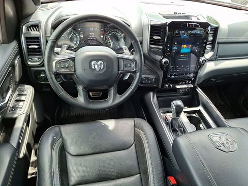 Used 2022 RAM 1500 Laramie AWD/4WD image 2
