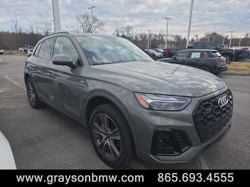 Used 2025 Audi Q5 2.0T Premium image 1