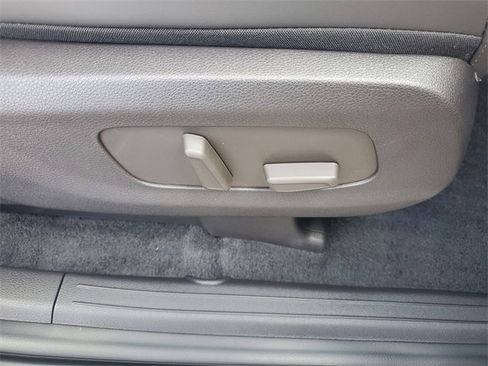 New 2026 Kia Carnival SX image 13