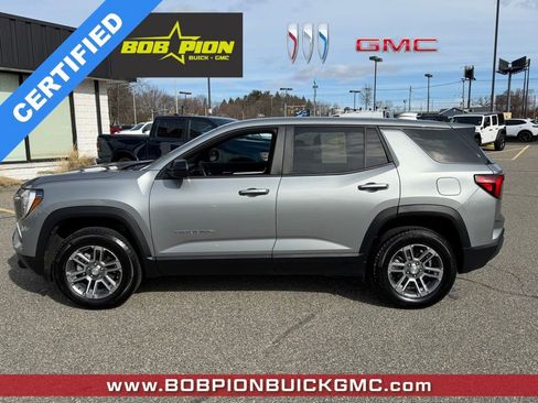 Certified 2026 GMC Terrain Elevation AWD/4WD image 3