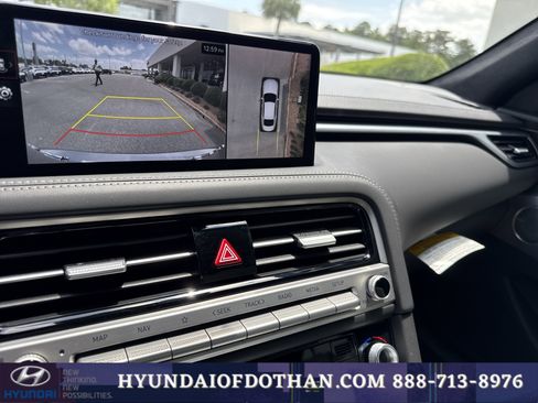 Used 2025 Genesis G70 3.3T Advanced w/ Sport Prestige Package RWD image 9