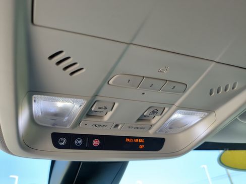 Used 2019 Cadillac XT5 Luxury image 20