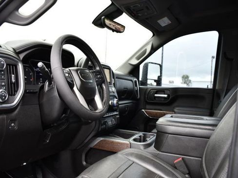 Used 2021 GMC Sierra 3500 Denali w/ Technology Package AWD/4WD image 20