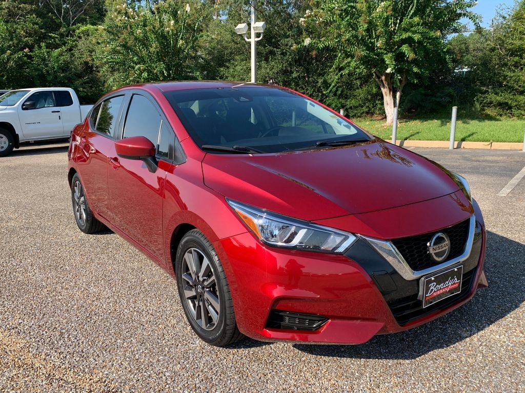 Used 2022 Nissan Versa SV FWD image 1