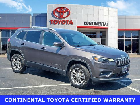 Used 2020 Jeep Cherokee Latitude Plus w/ Cold Weather Group AWD/4WD image 1