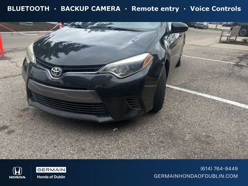 Used 2015 Toyota Corolla LE FWD image 1