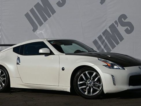 Used 2013 Nissan 370Z Coupe image 3