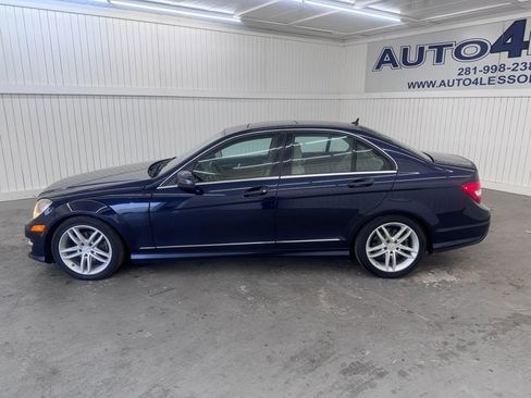Used 2013 Mercedes-Benz C 250 Sedan image 8