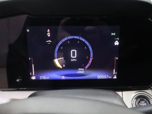 Used 2024 Chevrolet Trax LT w/ Driver Confidence Package FWD image 36