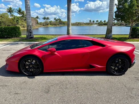 Used 2016 Lamborghini Huracan LP 580-2 RWD image 10