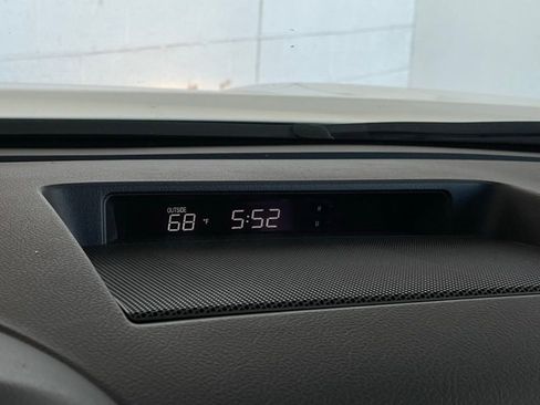 Used 2017 Toyota Sequoia Platinum image 63