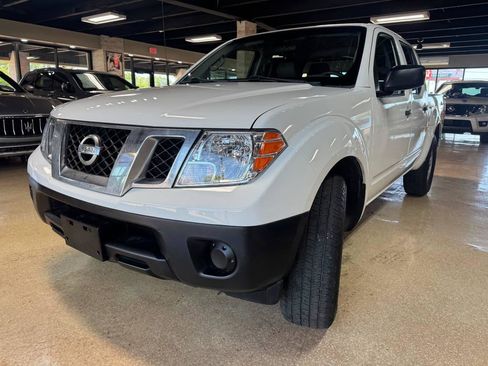 Used 2016 Nissan Frontier S RWD image 3