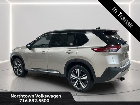 Used 2021 Nissan Rogue Platinum AWD/4WD image 3