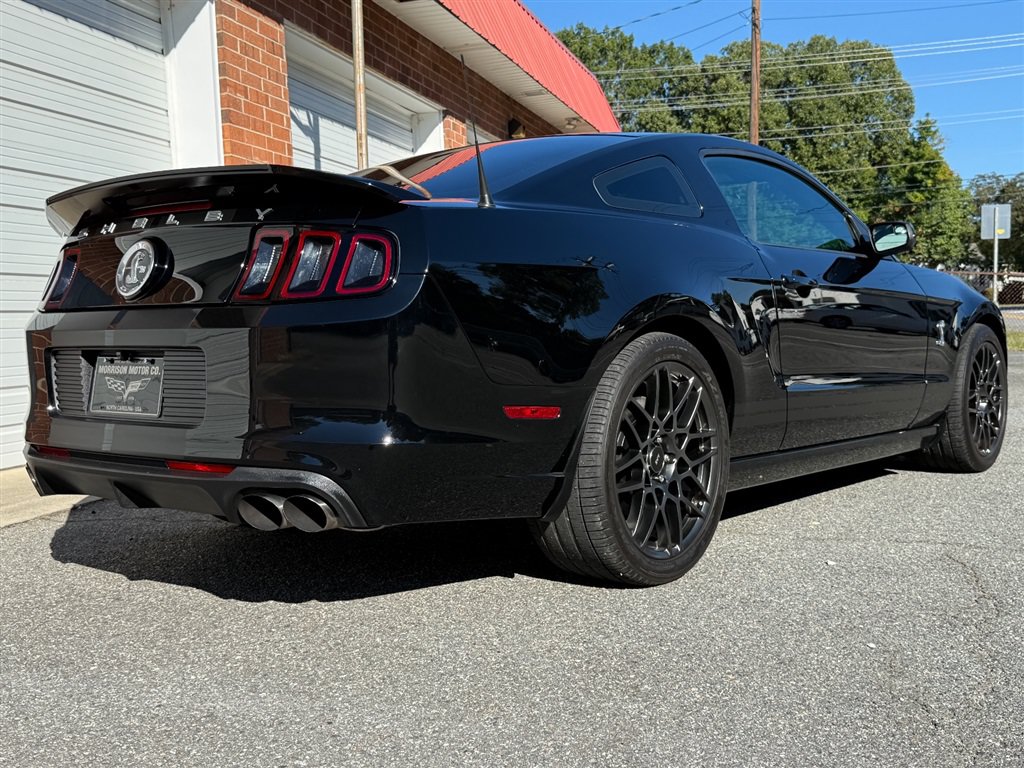 Used 2014 Ford Mustang Shelby GT500 w/ Equipment Group 821A RWD image 35