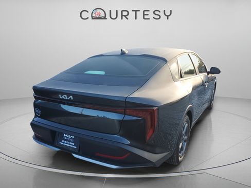 Used 2025 Kia K4 FWD image 5