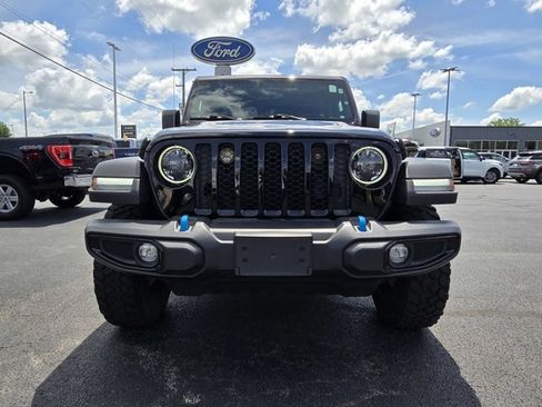 Used 2023 Jeep Wrangler Unlimited w/ Cold Weather Group AWD/4WD image 47