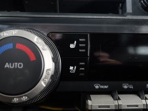 Used 2025 Toyota 4Runner TRD Off-Road image 24