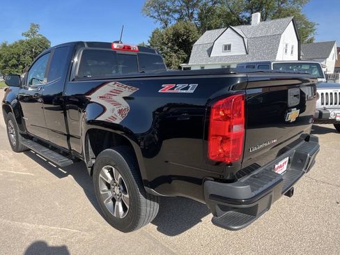Used 2018 Chevrolet Colorado Z71 AWD/4WD image 10
