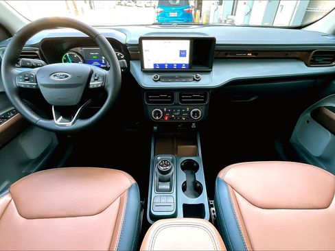 Certified 2024 Ford Maverick Lariat image 16