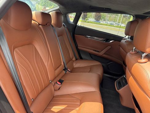Used 2015 Maserati Quattroporte S Q4 AWD/4WD image 21