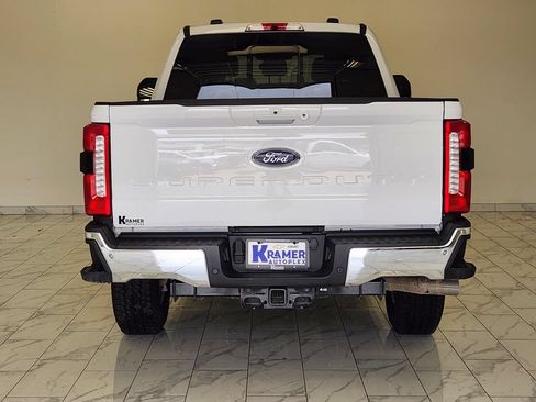 Used 2024 Ford F250 Lariat AWD/4WD image 6