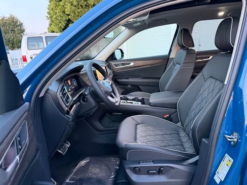 New 2026 Volkswagen Atlas SEL Premium R-Line image 18