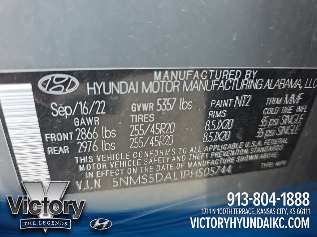Used 2023 Hyundai Santa Fe Calligraphy AWD/4WD image 17