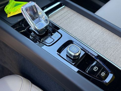 New 2026 Volvo XC60 T8 Plus w/ Protection Package Premier image 15