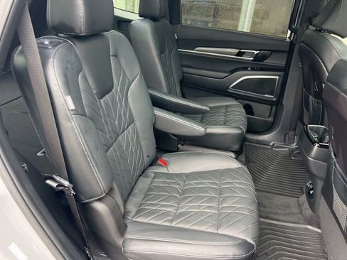 Used 2025 Kia Telluride SX Prestige X-Line image 44