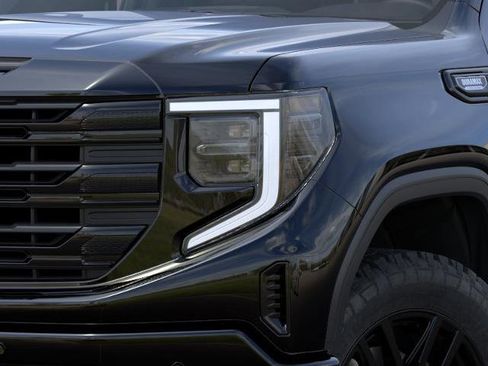 New 2026 GMC Sierra 1500 Elevation w/ Elevation Premium Package AWD/4WD image 31