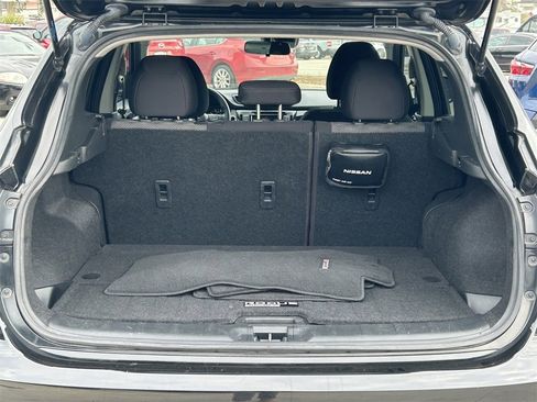 Used 2020 Nissan Rogue Sport SV image 14