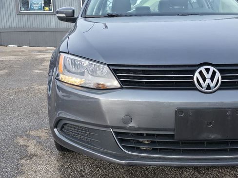 Used 2014 Volkswagen Jetta SE image 3