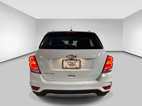 Used 2021 Chevrolet Trax LT AWD/4WD image 4