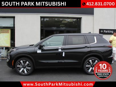 New 2025 Mitsubishi Outlander SE