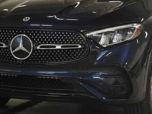 Used 2024 Mercedes-Benz GLC 300 4MATIC image 8