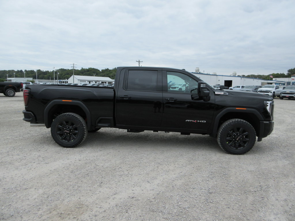 New 2026 GMC Sierra 2500 AT4 w/ Max Trailering Package AWD/4WD image 3