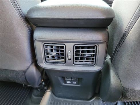Used 2024 Toyota RAV4 XLE w/ Convenience Package FWD image 14