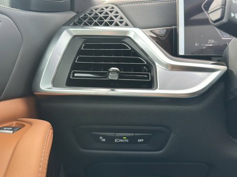 New 2026 BMW X5 xDrive40i w/ Premium Package image 28