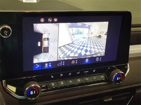 Used 2023 Chevrolet Colorado LT w/ LT Convenience Package II image 17