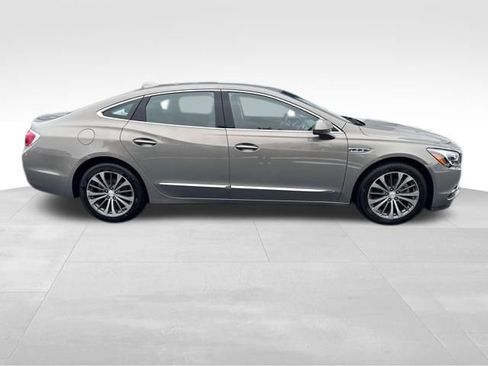 Used 2019 Buick LaCrosse Essence AWD/4WD image 4